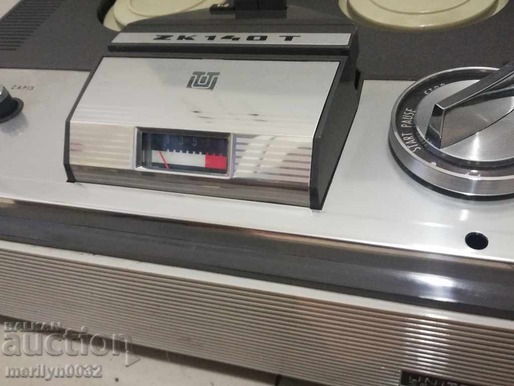 Аукцион Магнетофон UNITRA от 60-те години Полша Аукцион Магнетофон UNITRA от 60-те години Полша