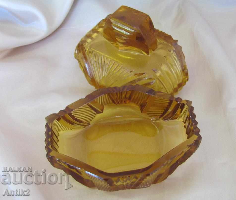 Auction 30 Crystal Glass Cosmetic Box Germany Auction 30 Crystal Glass Cosmetic Box Germany