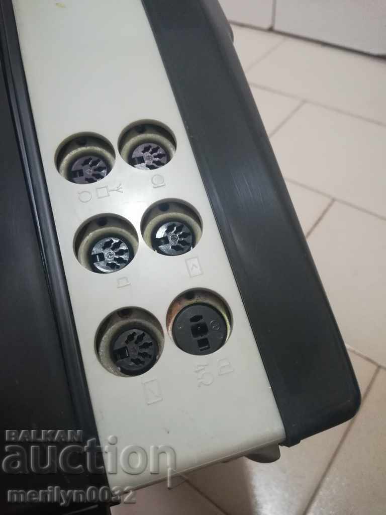 1960s Czechoslovakia TESLA tape recorder - 6 1960s Czechoslovakia TESLA tape recorder - 6