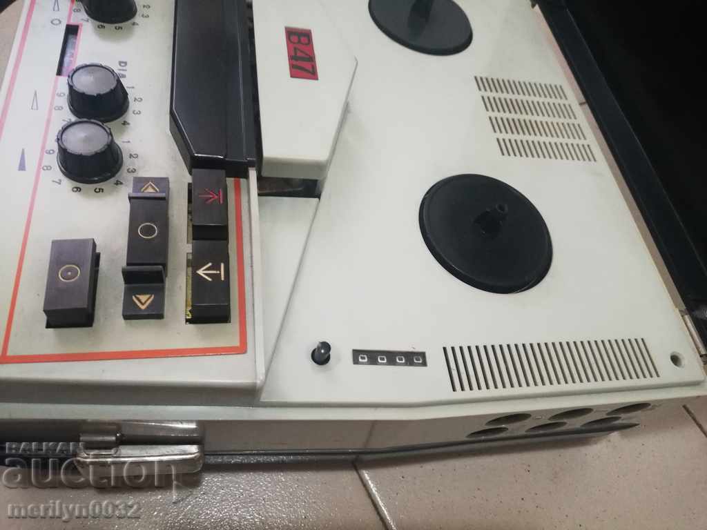 1960s Czechoslovakia TESLA tape recorder - 7 1960s Czechoslovakia TESLA tape recorder - 7