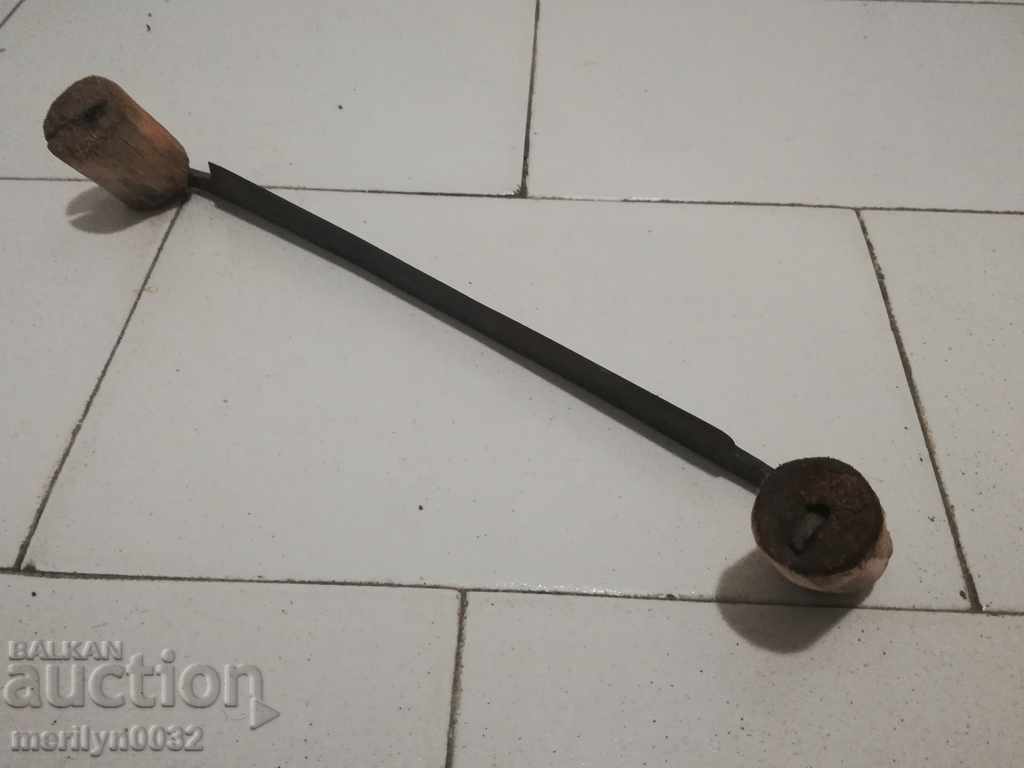 Delivery of Old hand wrought iron tool Delivery of Old hand wrought iron tool