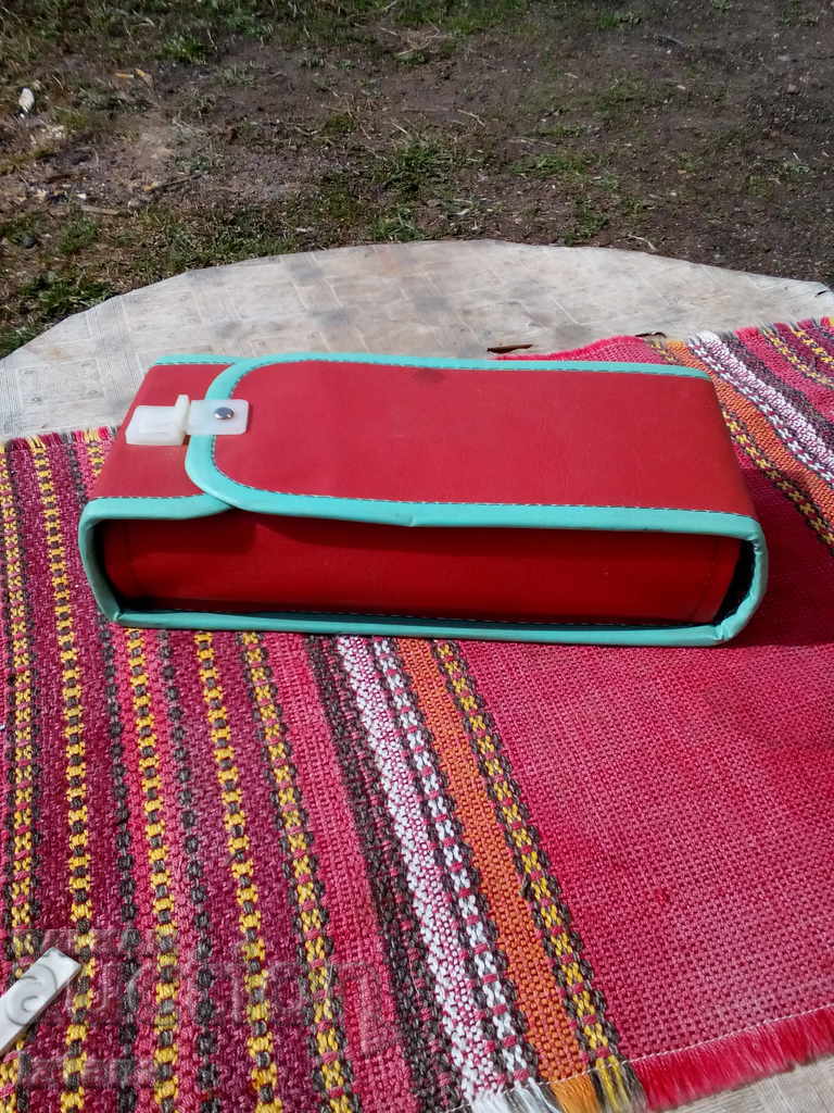 Auction Old nurse Auction Old nurse