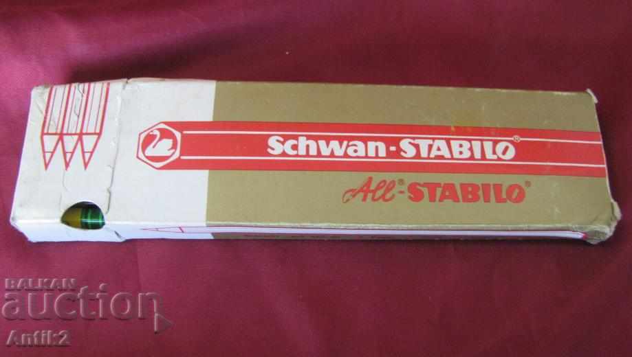 40 Yellow Pencils 12 pieces for glass and metal Germany with price 30.00 BGN | € 15.34