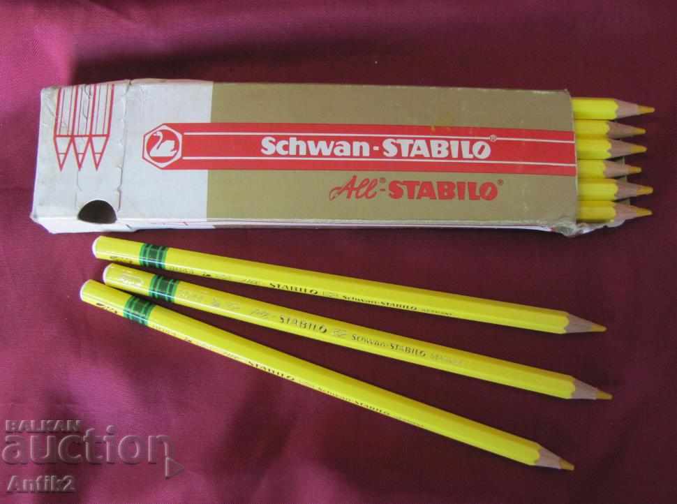 40 Yellow Pencils 12 pieces for glass and metal Germany