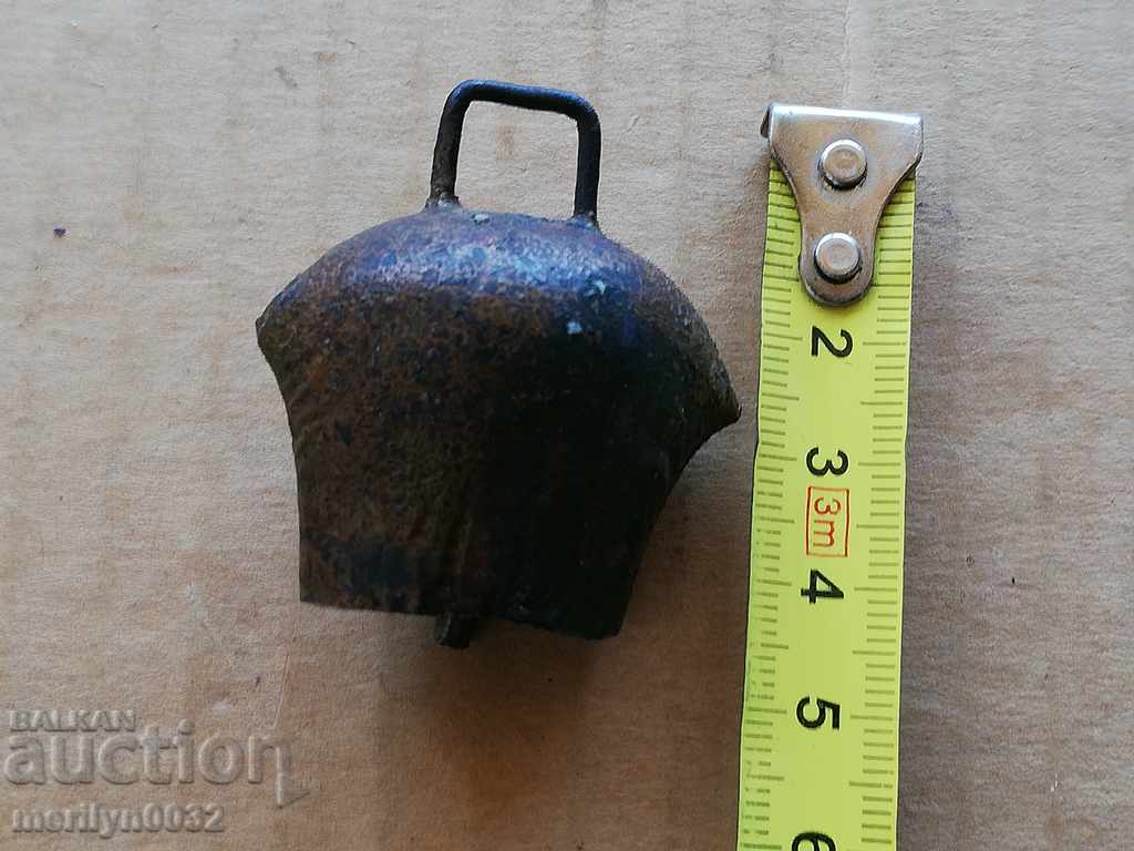 Old little bell, chan, bell mignon with price 31.00 BGN | € 15.85