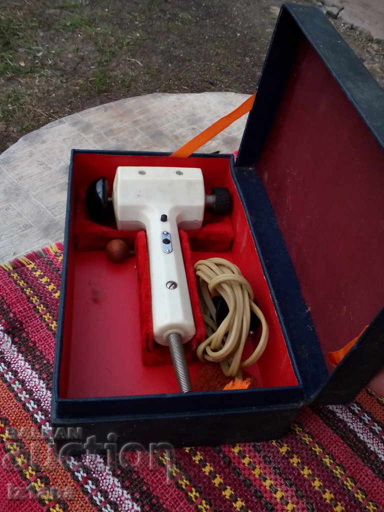Old Russian Massage Machine, Massage Appliance with price 40.00 BGN | € 20.45 Old Russian Massage Machine, Massage Appliance with price 40.00 BGN | € 20.45