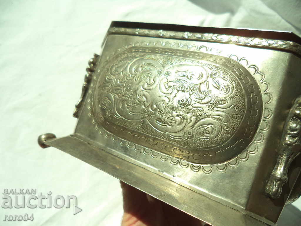 EASTERN BOX - TOP STATE - UNIQUE - 6 EASTERN BOX - TOP STATE - UNIQUE - 6