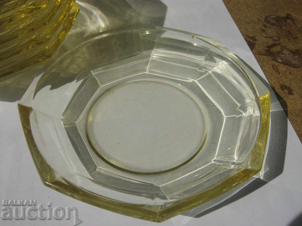 Auction  Socialism. Yellow glass. Saucers. Lot №1
