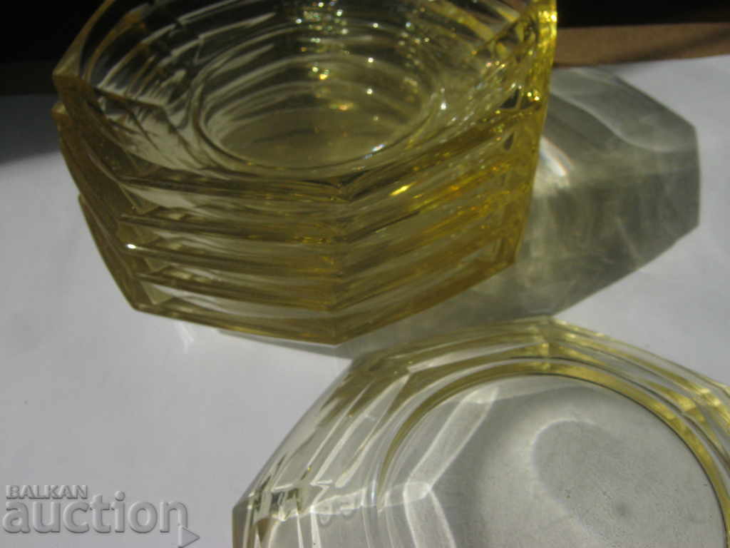 Socialism. Yellow glass. Saucers. Lot №1 - 5