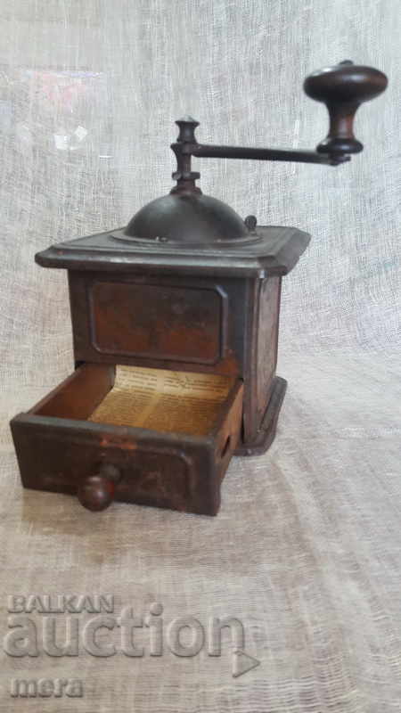 Delivery of An old coffee grinder Delivery of An old coffee grinder