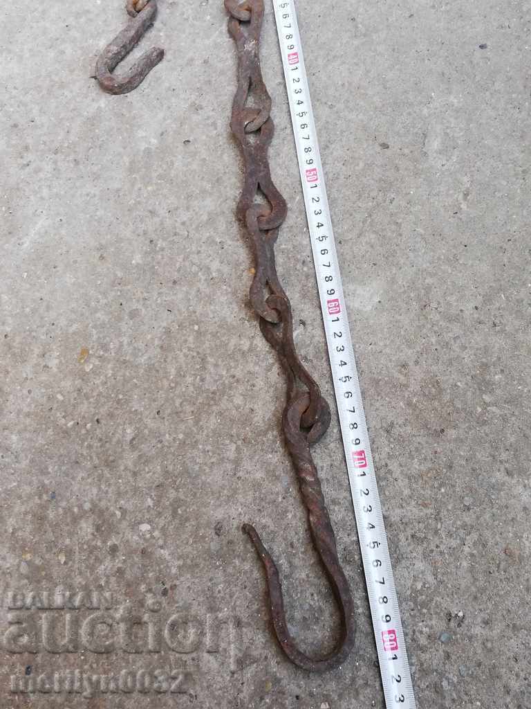 Delivery of Old wrought iron chain with hook, hearth chain hook chain Delivery of Old wrought iron chain with hook, hearth chain hook chain