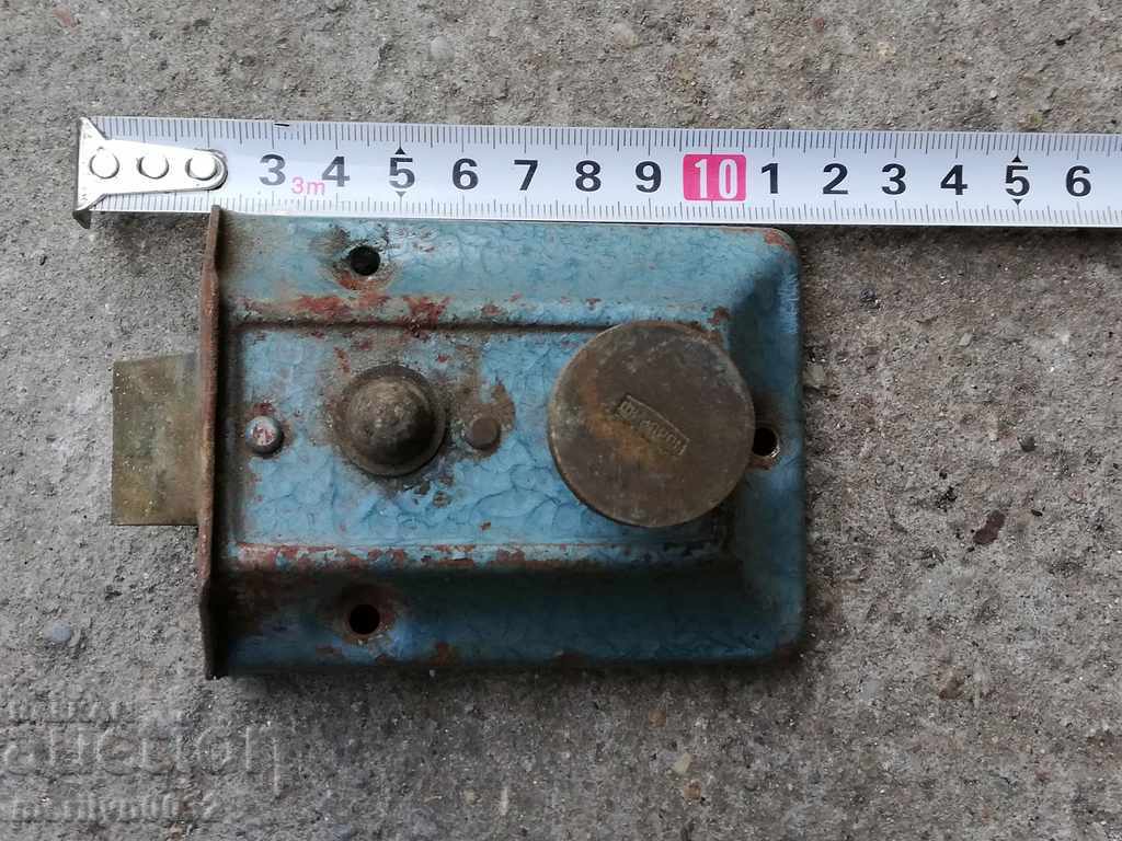 Old lock locks lock locks lock - 7 Old lock locks lock locks lock - 7