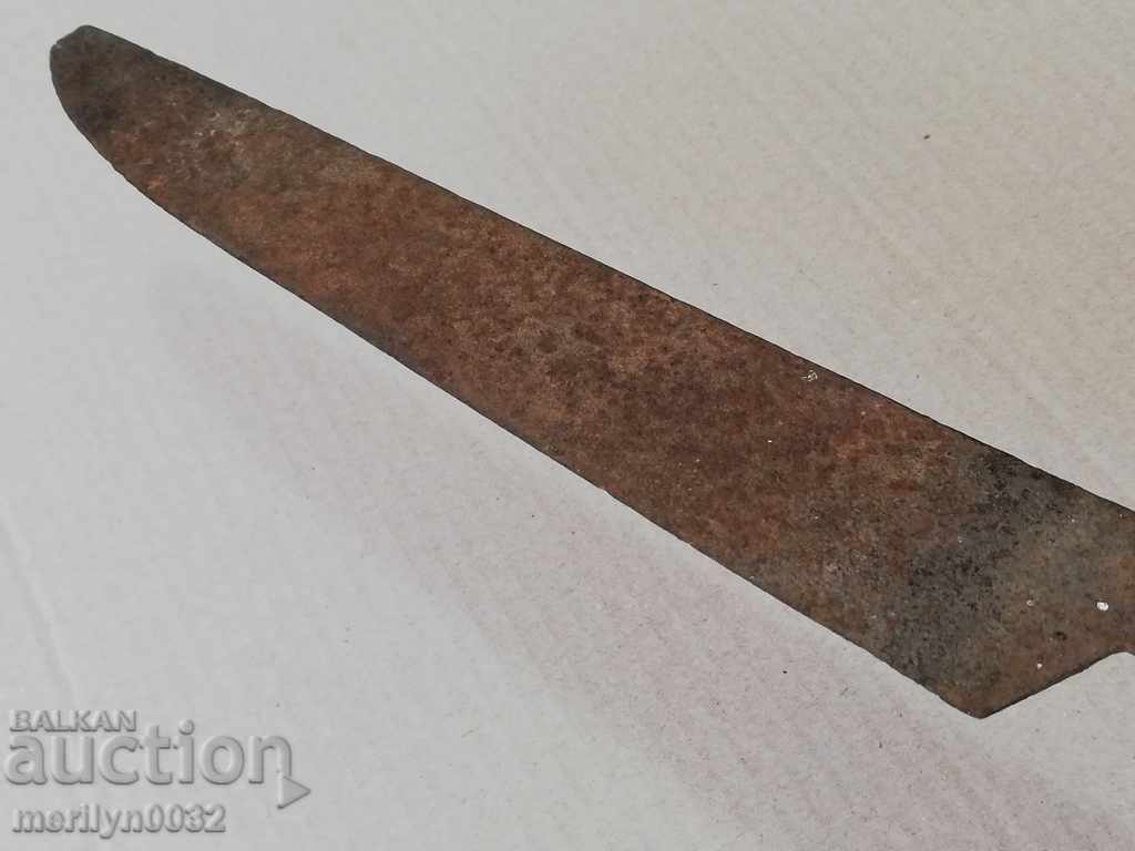 An old blade without a sharp blade - 6 An old blade without a sharp blade - 6