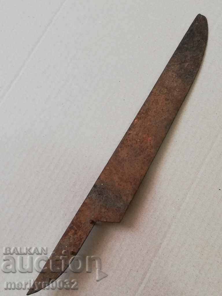 An old blade without a sharp blade - 7 An old blade without a sharp blade - 7