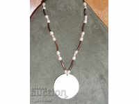WHOLE with. pearls and mother-of-pearl 5 cm, 50 cm