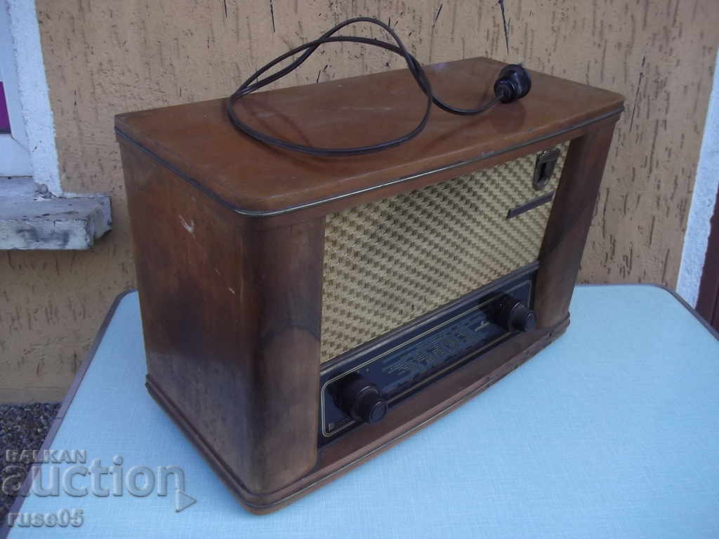 Radio "Hr. Botev - P III 56 - 1" working with price 100.00 BGN | € 51.13 Radio "Hr. Botev - P III 56 - 1" working with price 100.00 BGN | € 51.13