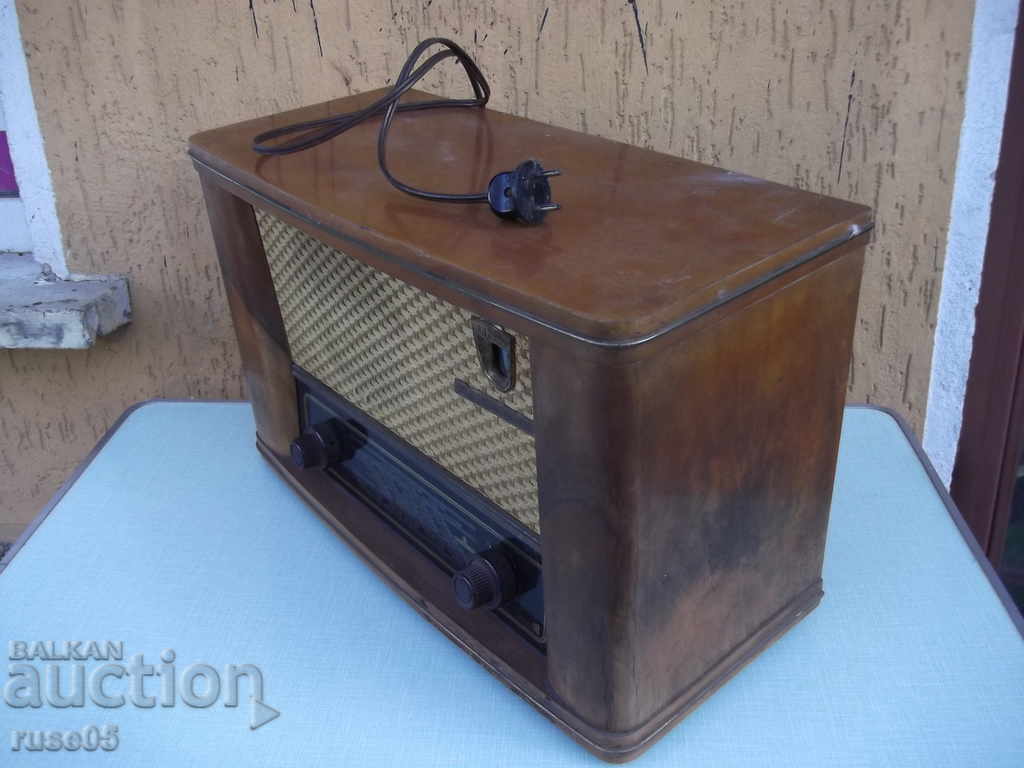 Auction Radio "Hr. Botev - P III 56 - 1" working Auction Radio "Hr. Botev - P III 56 - 1" working