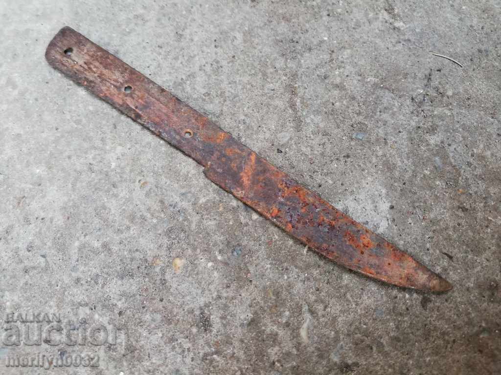 Delivery of An old blade without a sharp blade Delivery of An old blade without a sharp blade