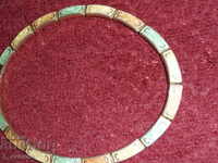 Necklace around the neck w-1cm, l-36cm