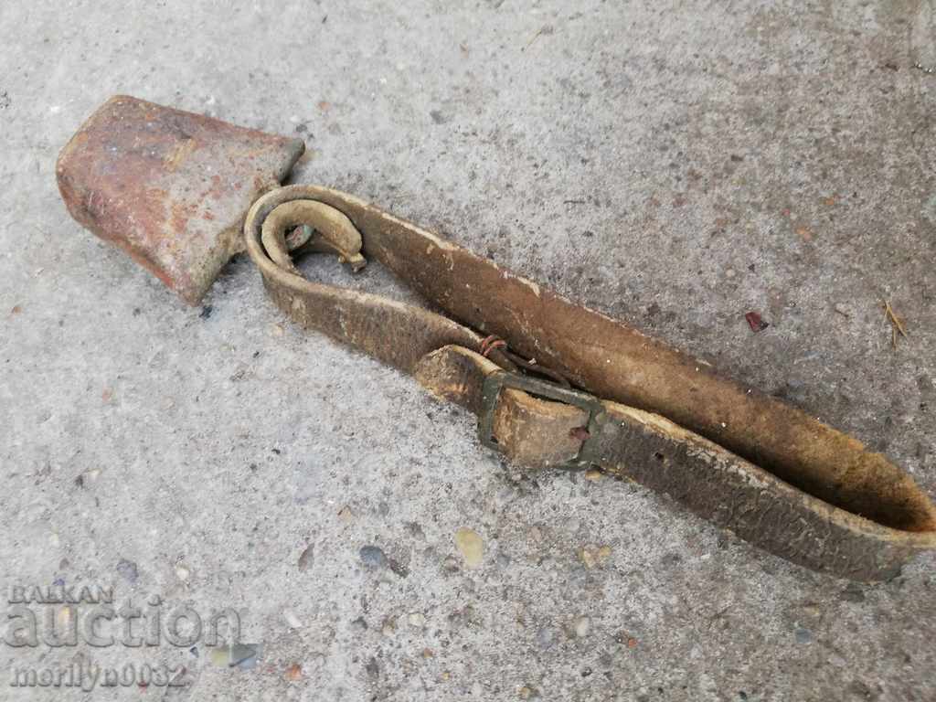 An old little clapper, chan, bell - 6 An old little clapper, chan, bell - 6