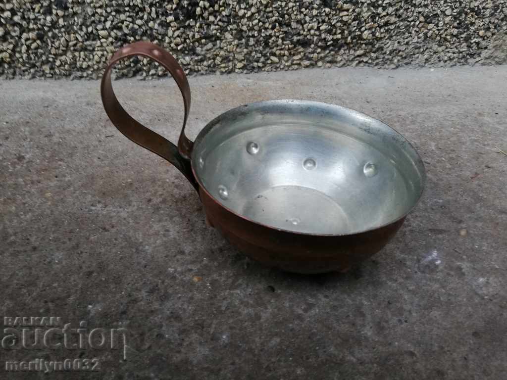 Auction  An old tinned bowl of sahane panica tass honey pot baker