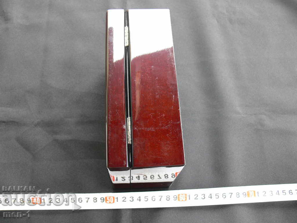 Licitație Pen box - brichetă "Caran d'Ache"