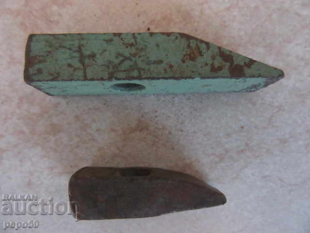 2 STARS MINI CHUCK with price 8.00 BGN | € 4.09 2 STARS MINI CHUCK with price 8.00 BGN | € 4.09