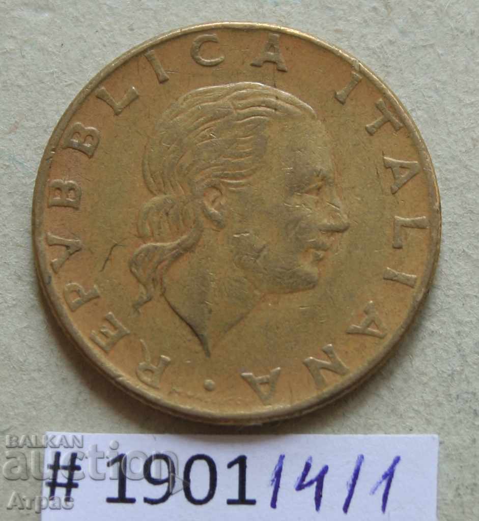 200 de lire sterline 1981 Italia cu preț € 0.26 | 0.51 BGN