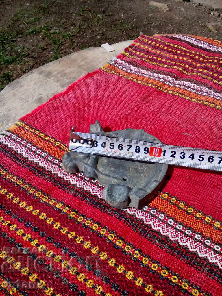 Auction Old ashtray Auction Old ashtray