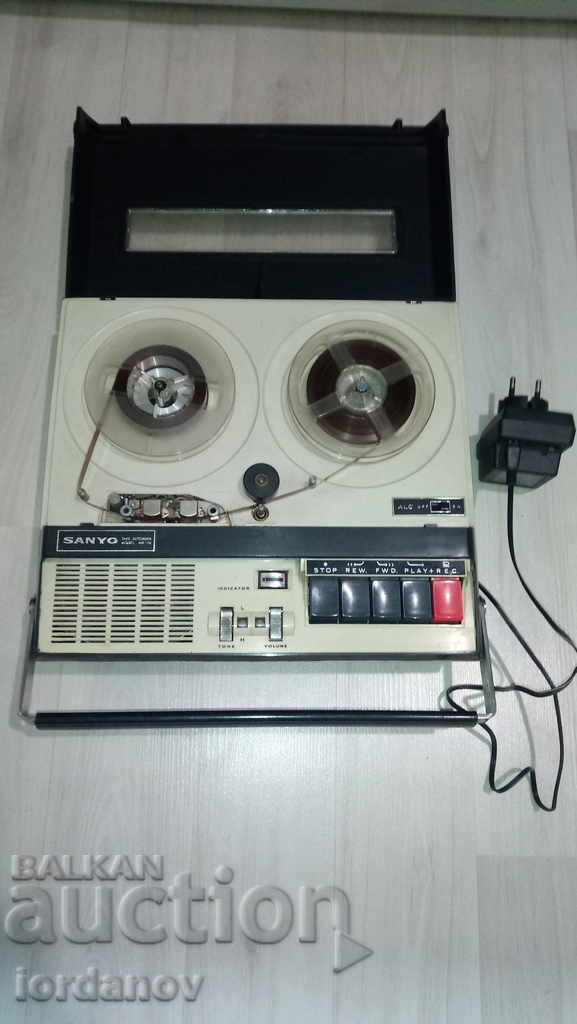 SANYO MR-110 transistor - 7 SANYO MR-110 transistor - 7