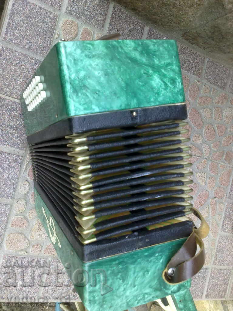 Delivery of Accordion Cream Delivery of Accordion Cream