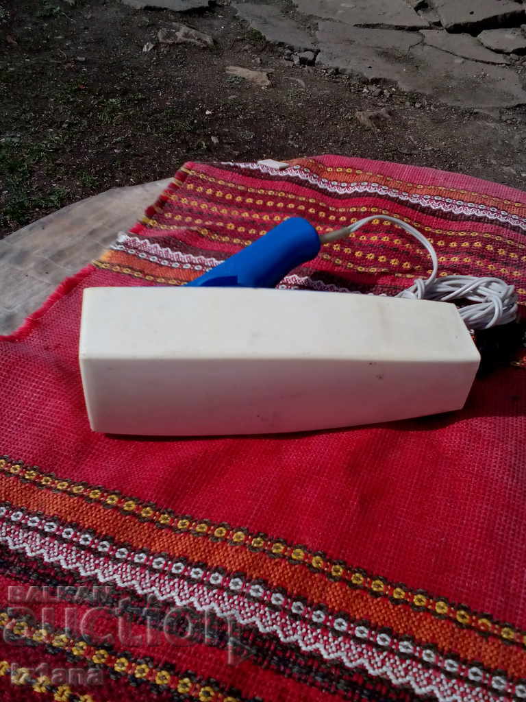 Auction  Old Hair Dryer