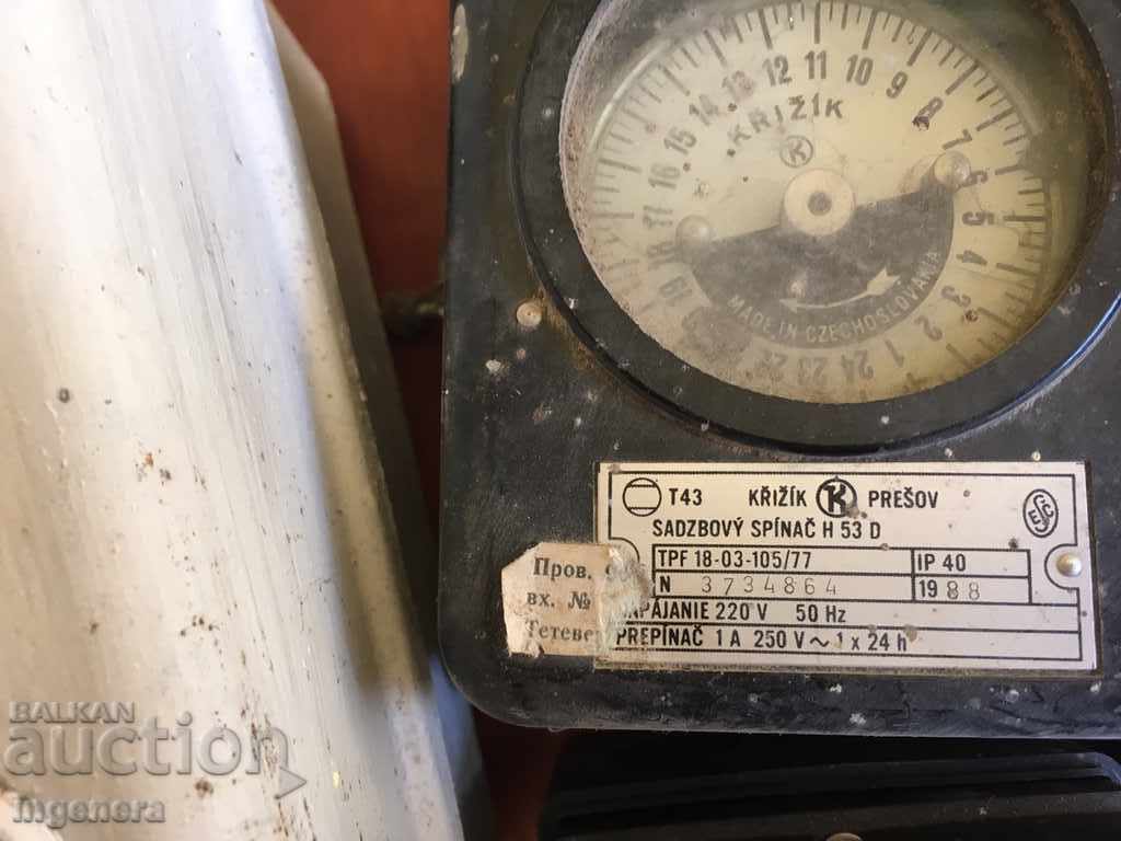 APPARATUS AND APPARATUS, SCRAP OR USE - 7 APPARATUS AND APPARATUS, SCRAP OR USE - 7