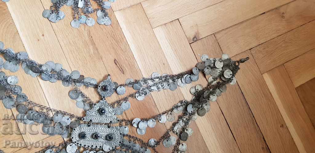 Auction  Reading book blinks blinks turkish coins jewelry for costume