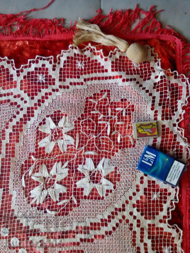 Cover, Hand-knit 2-piece DMC thread, 130x130cm. No defect with price 49.95 BGN | € 25.54