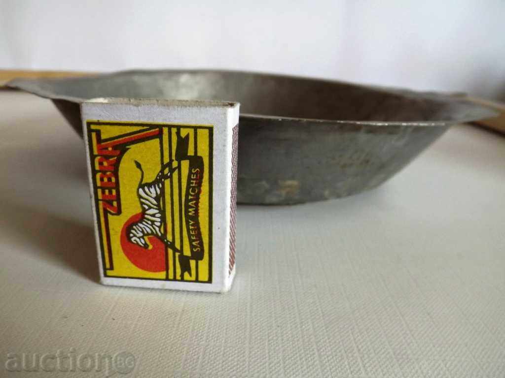 Delivery of AUTHENTIC SAHAN HANGER ROSE BAKAREN CHINA BAKER MEDAL COURT Delivery of AUTHENTIC SAHAN HANGER ROSE BAKAREN CHINA BAKER MEDAL COURT