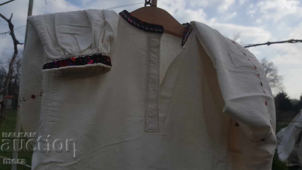 Auction Authentic shirt 3 of costume costume. Auction Authentic shirt 3 of costume costume.