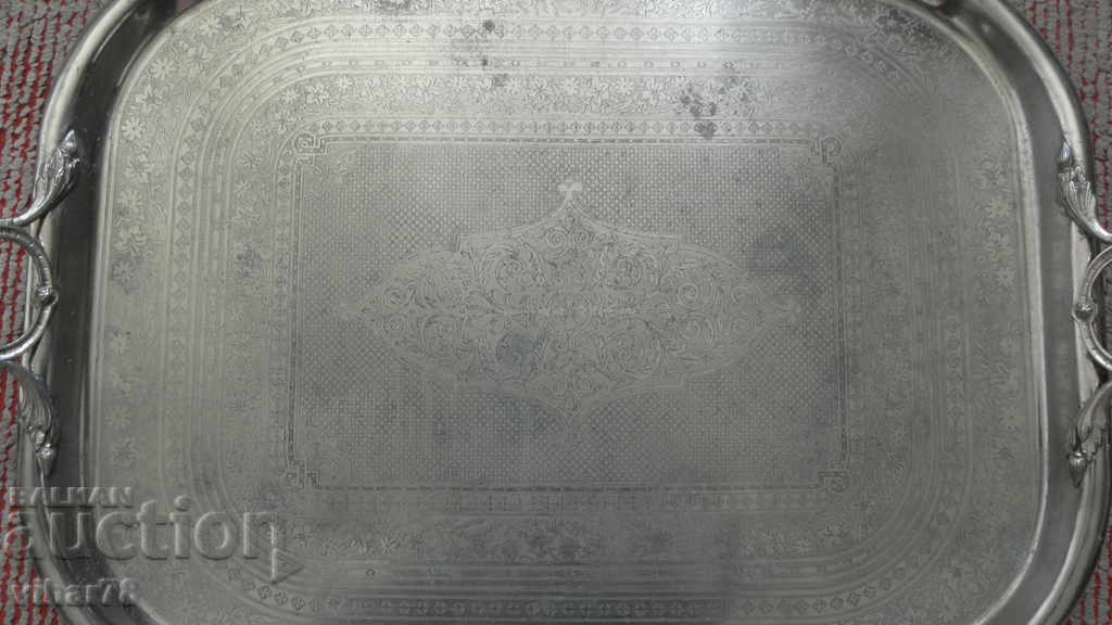 Vechi tavă mare cu ornamente cu preț € 85.99 | 168.18 BGN