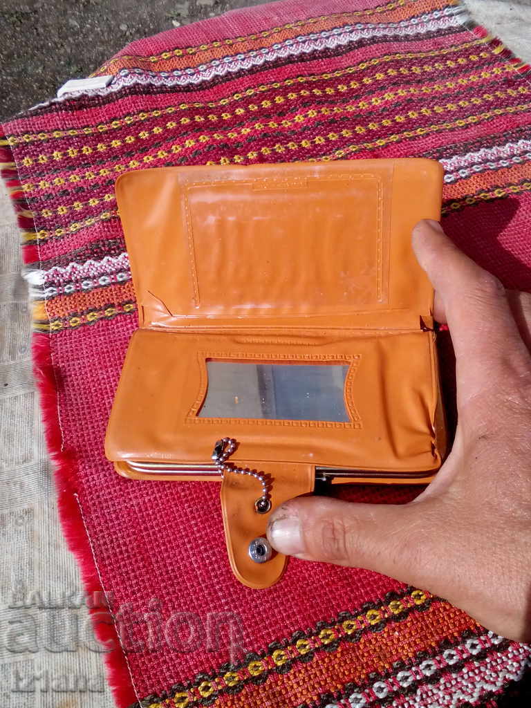 O poșetă veche - 5