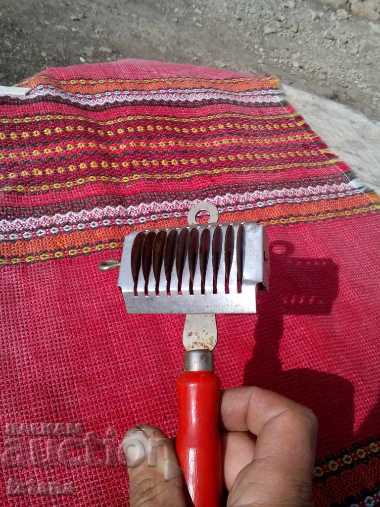 An ancient instrument - 6