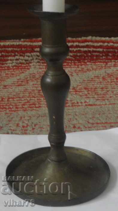 STAR MISSING CANDLE with price 24.99 BGN | € 12.78