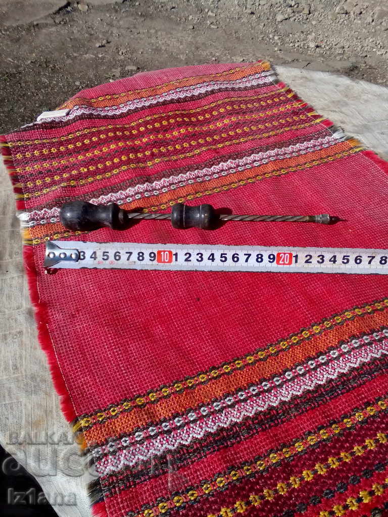 Auction  An old instrument