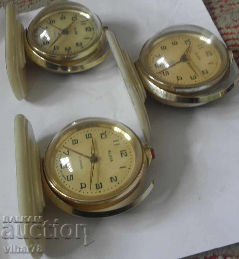 LOT OF THREE PUPPIES-GLOSSARY - 5 LOT OF THREE PUPPIES-GLOSSARY - 5