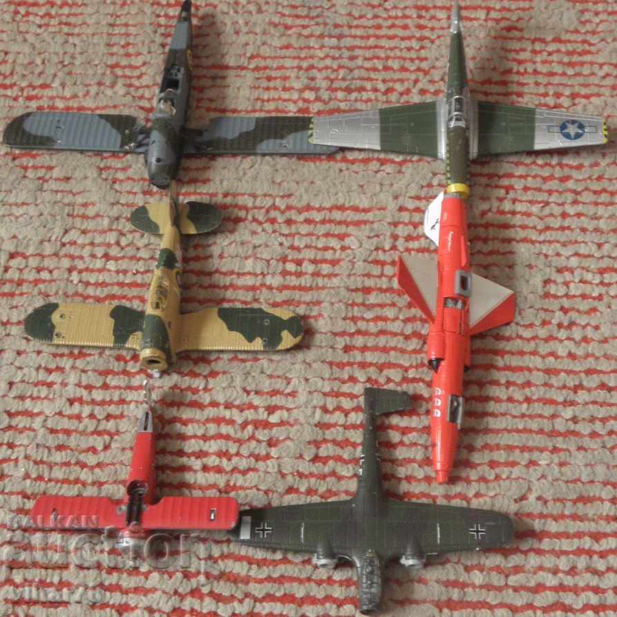 LOT OF OLD AIRPLANES-COLLECTION-ACCOMPLISHED - 5 LOT OF OLD AIRPLANES-COLLECTION-ACCOMPLISHED - 5