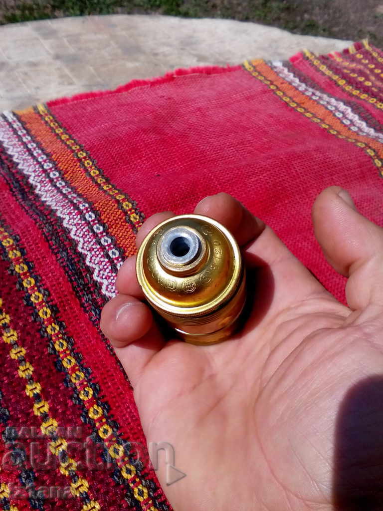 Аукцион Стара месингова фасонка