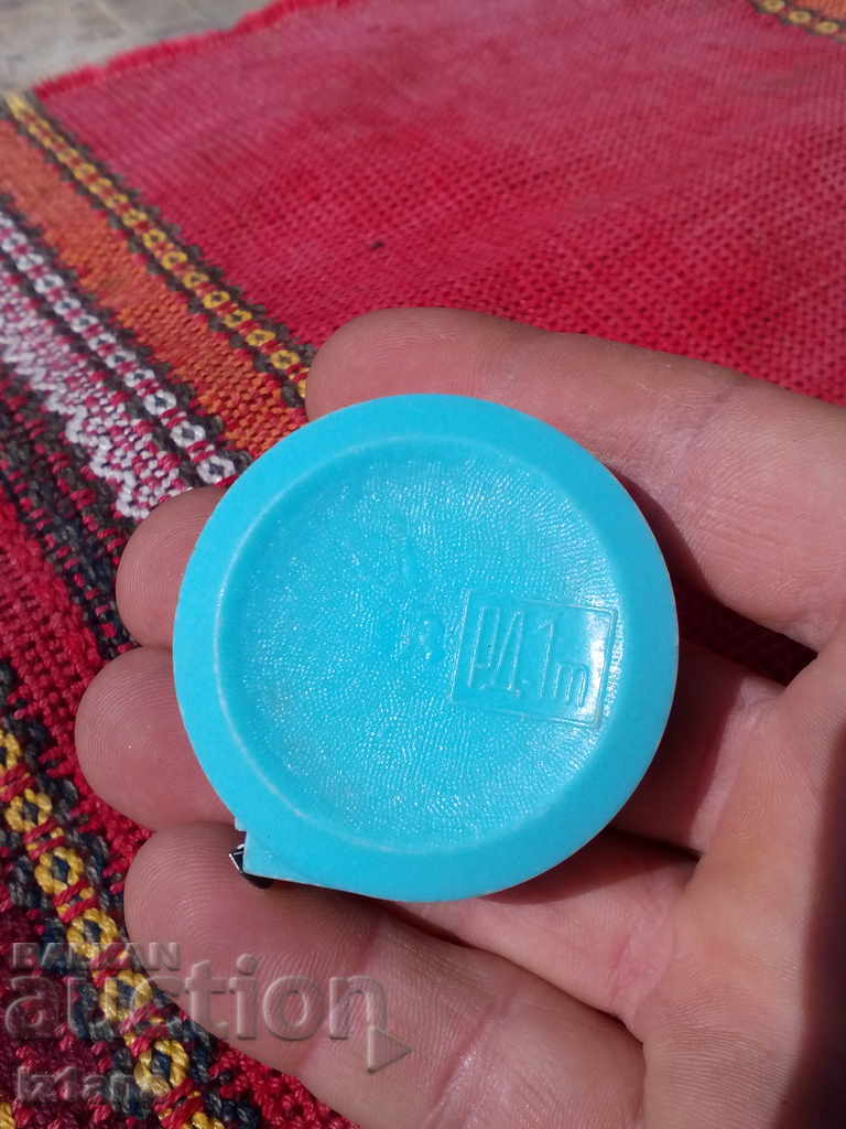 Auction Old tape measure Auction Old tape measure