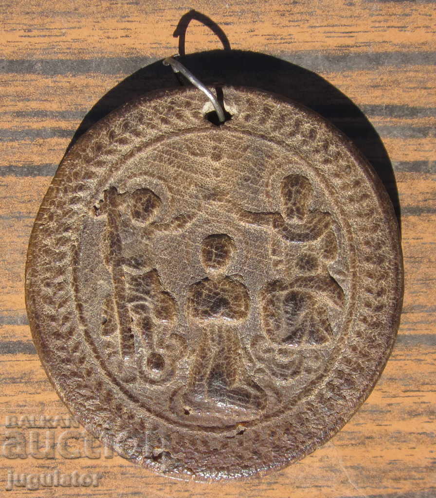 Delivery of old Bulgarian Revival religious idol panagia icon