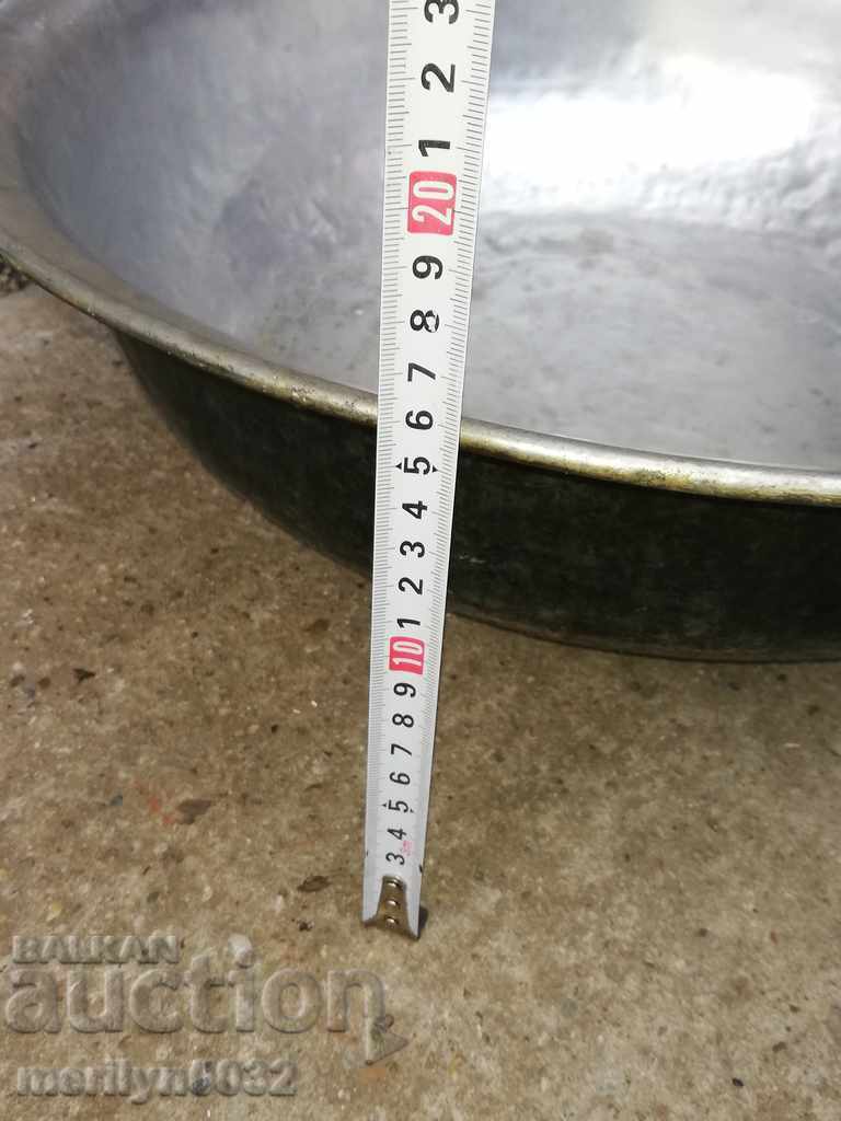 Auction Tinned basin, copper vessel, copper, trough Auction Tinned basin, copper vessel, copper, trough