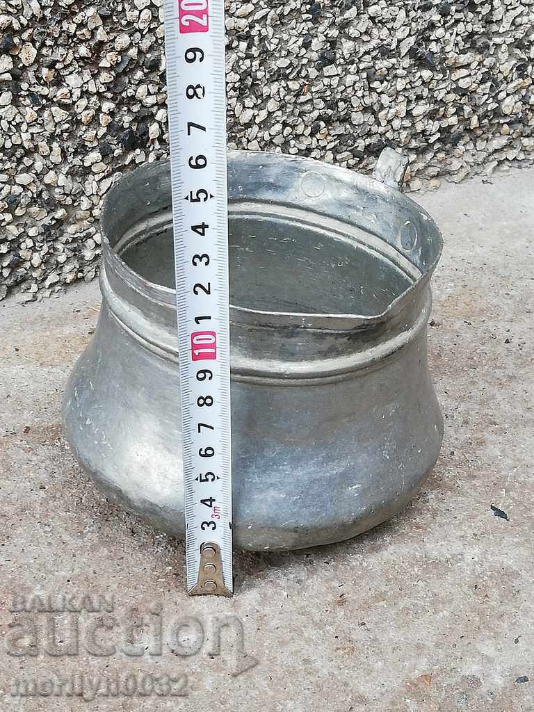 Auction Old tinned kettle, pit, copper, cauldron, cauldron, kettle Auction Old tinned kettle, pit, copper, cauldron, cauldron, kettle