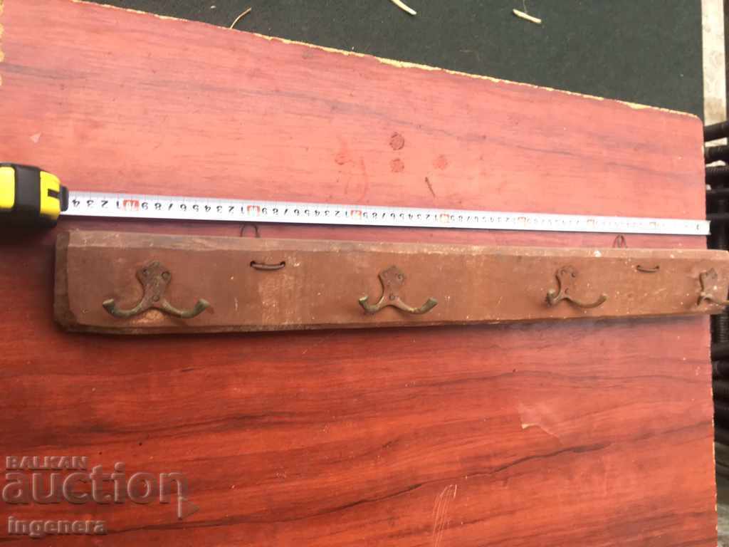 OLD WALL WOODWORKER, WRAP - 5